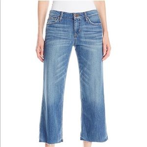 Joe’s Jeans The Icon Gaucho Distressed Size 29 NWT